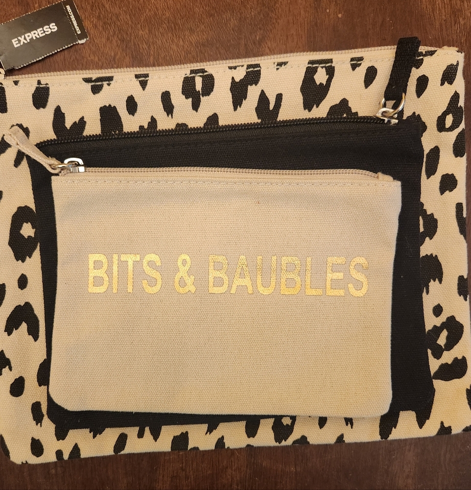 NWT Set of 3 Zippered Bags by Express